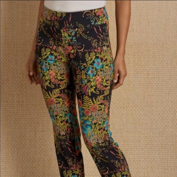 Soft Surroundings In Bloom Floral Ankle Pants PL - Picture 4 of 12
